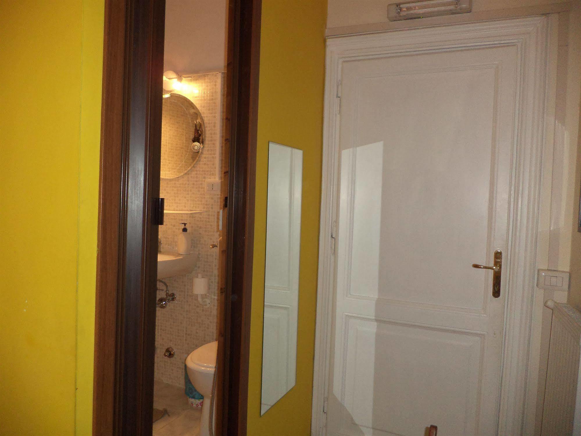 Enjoy Roma Bed & Breakfast Екстериор снимка