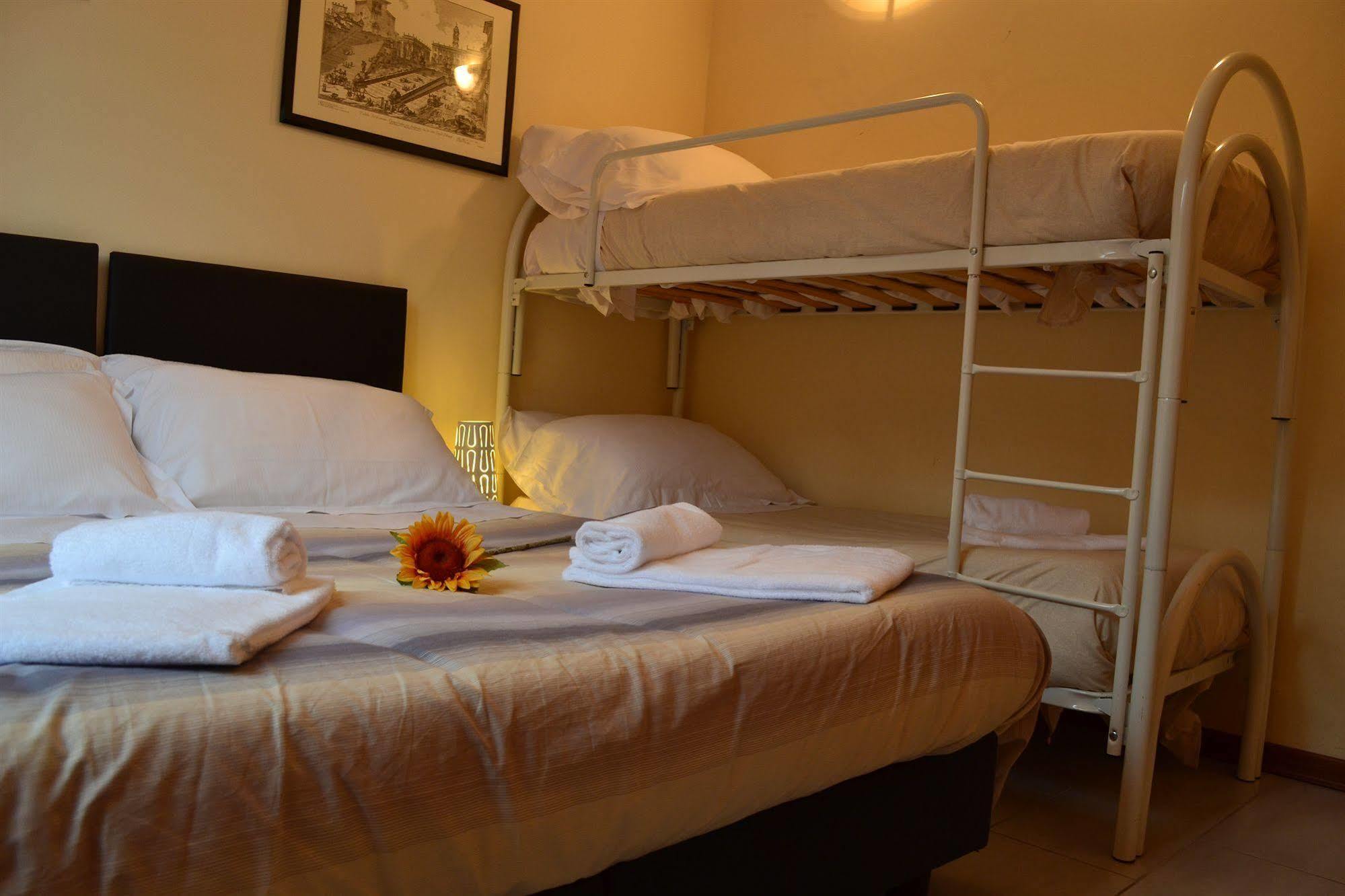Enjoy Roma Bed & Breakfast Екстериор снимка